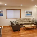 Luxury 1 Bedroom Unit-Walk To Beach -Baby Friendly